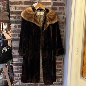 Vintage Fur Coat GRIFFIN’s Courtiers/Fourriers Boston/NY
